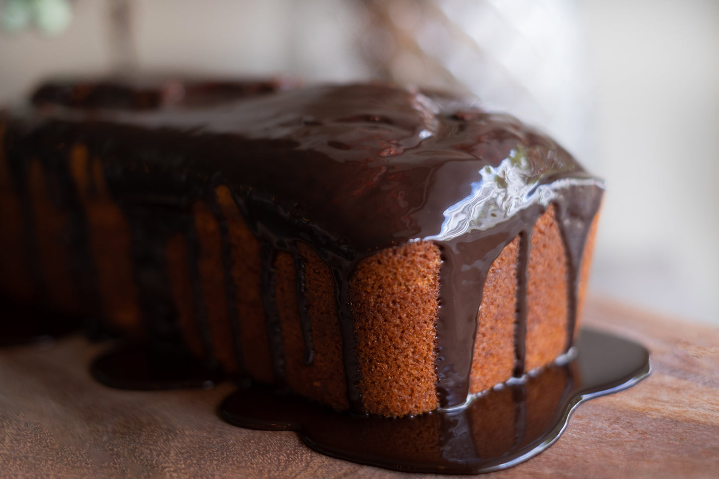 Bolo de Cenoura com cobertura de Chocolate